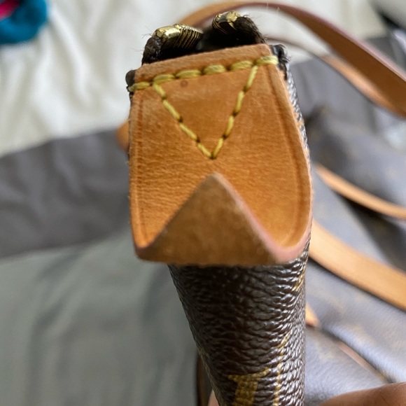 Sold🥳🥳🥳🥳🥳🥳Totally GM Monogram - Picture 6 of 8